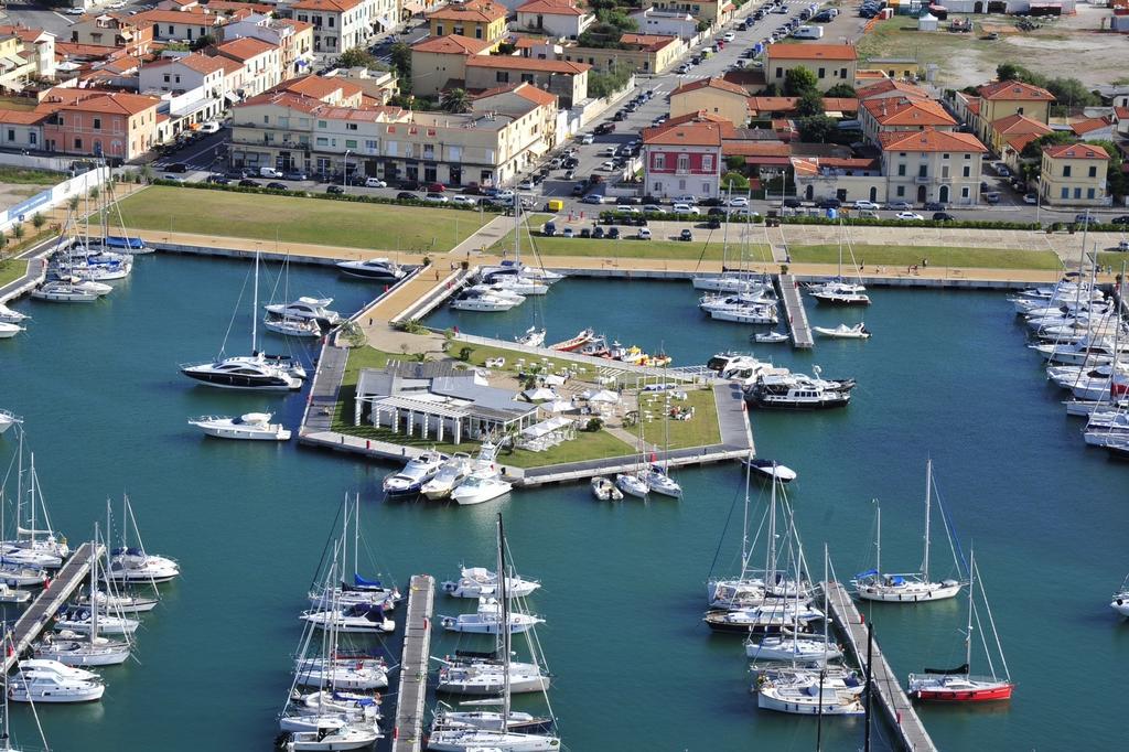Gasthuis Villino Ermione Marina Di Pisa